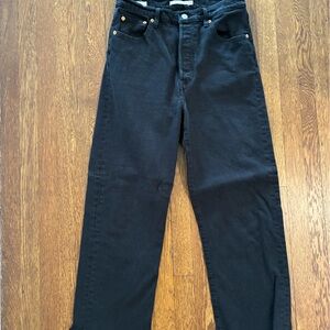 Levi's Black Ankle Crop Jeans